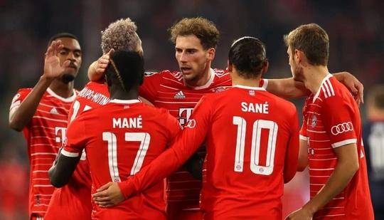 德甲豪强对决竞争激烈分出胜负