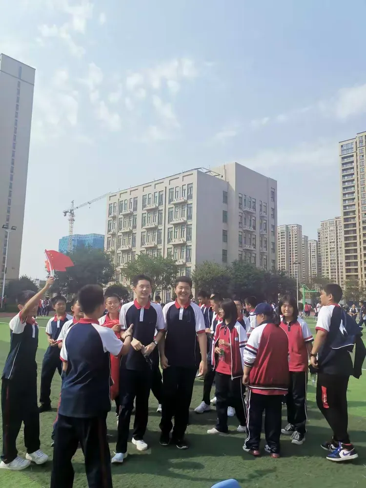 筋疲力尽：球员们将全力以赴拼尽最后一丝力气的简单介绍