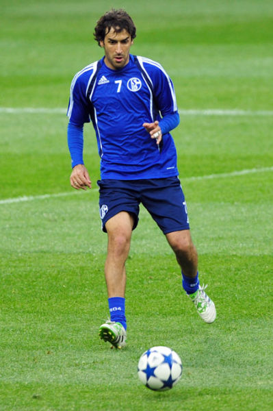 欧洲劲旅积极备战，瞄准冠军的目标