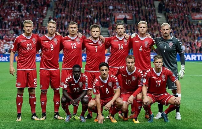 丹麦大胜俄罗斯,顺利晋级欧锦赛八强!的简单介绍 丹麦大胜俄罗斯,顺利晋级欧锦赛八强!的简单介绍