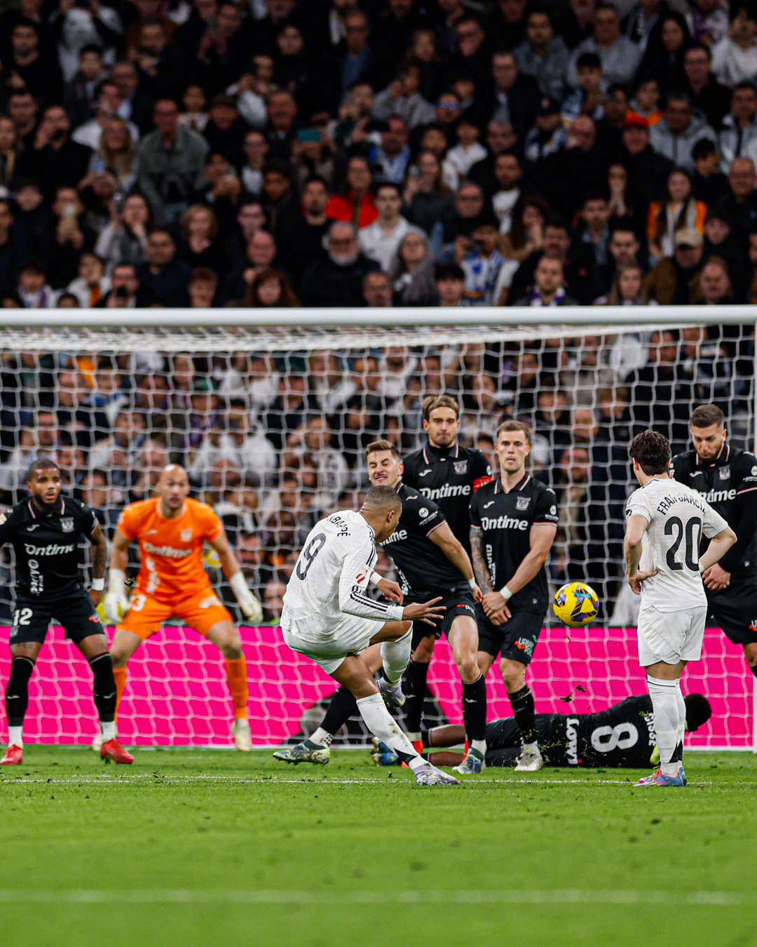 切尔西客场逼平皇马,占据优势的简单介绍 切尔西客场逼平皇马,占据优势的简单介绍