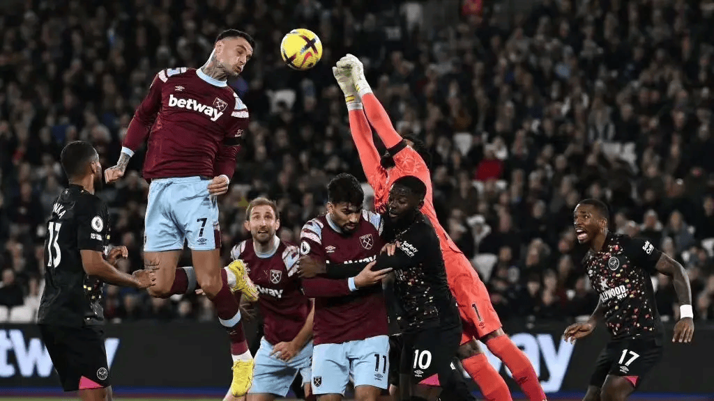 B体育体育网页版-包含蓝军备战城市德比，期待取得胜利的词条