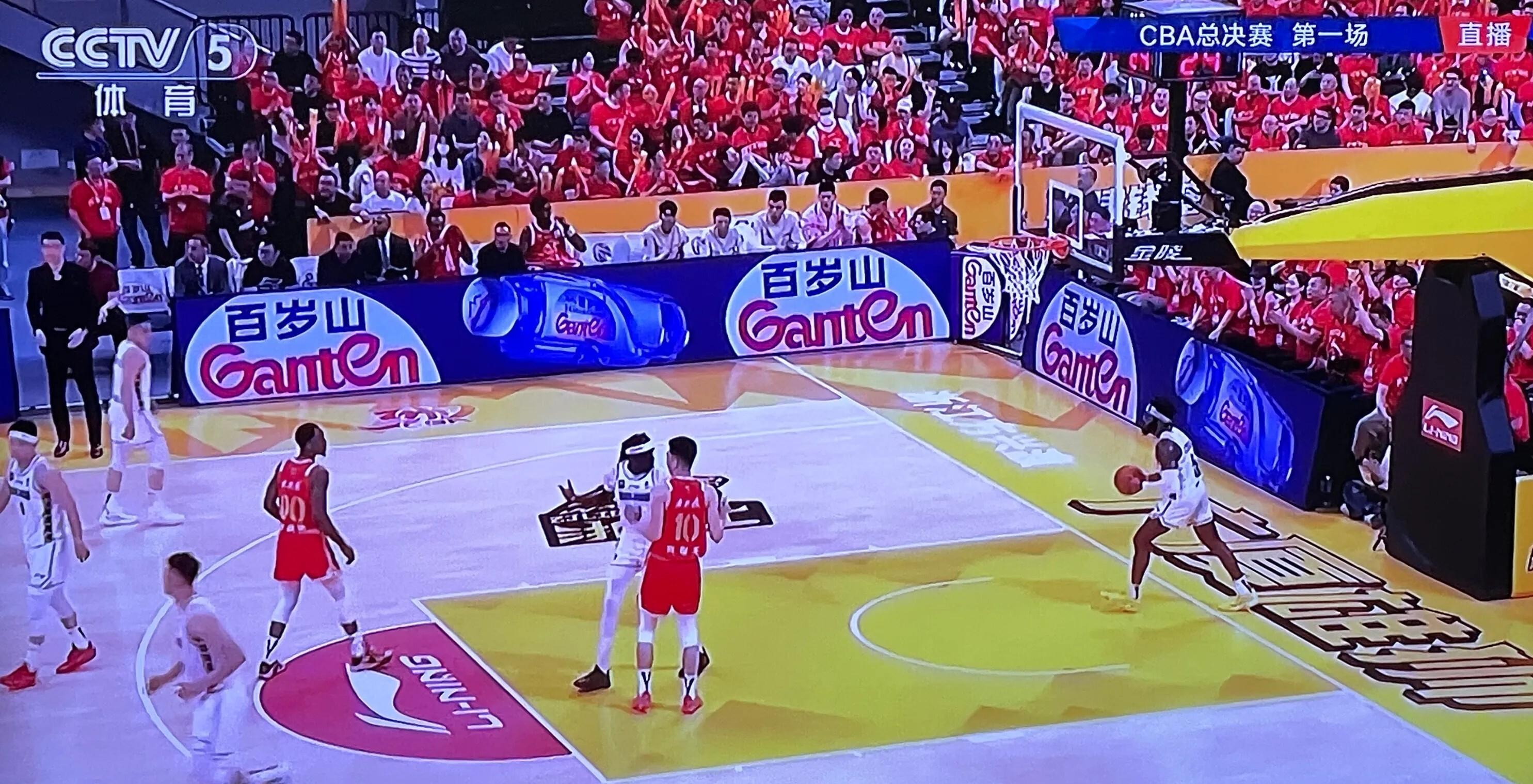 B体育体育官网app-北京男篮在主场力克浙江队，迎来胜利的简单介绍