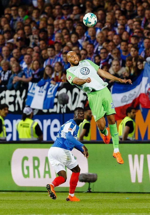 雷丁主场告负，客队取得胜利，实力明显占优的简单介绍