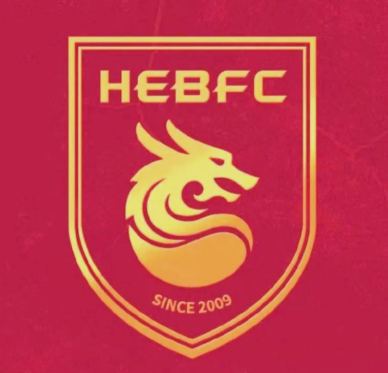 热火朝天！球队激战正酣争夺胜利